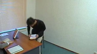 Студент трахнул свою учительницу на пересдаче